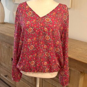 Women’s long sleeve blouse